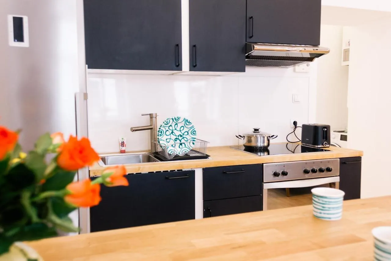 Bright, Central And Stylish City Apartment Viena
