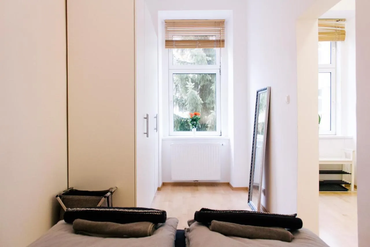 Bright, Central And Stylish City Apartment Viena